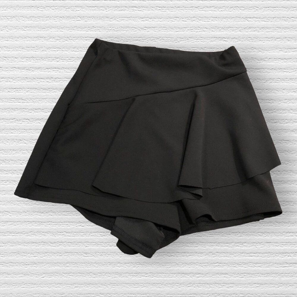 Pretty Little Thing 4 Prettylittlething Black Frill Front Skort Skirt